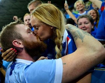 Festejos por Islandia vs Inglaterra