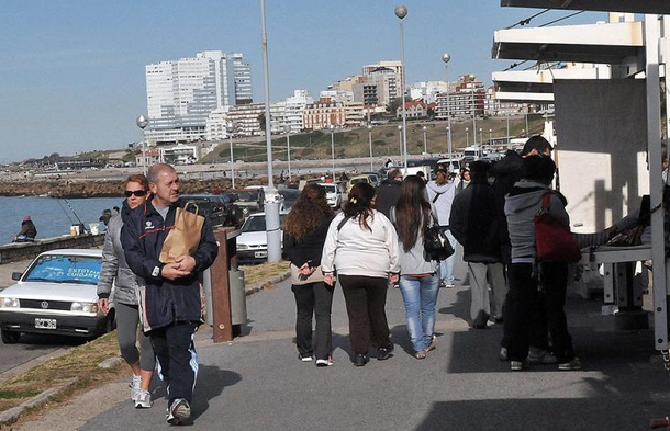 Calculan que los turistas gastaron más de 800 millones de pesos