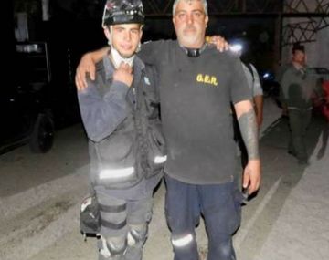 Bombero acudió a un choque fatal sin saber que la víctima era su hijo