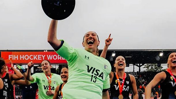 Cristina China Cosentino: la Dibu del hockey sobre césped.