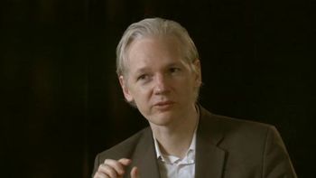 Julian Assange brindó una entrevista reveladora Julian Assange brindó una entrevista reveladora