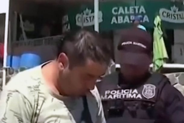 Video: turista argentino fue multado en Chile por tomar cerveza en la playa