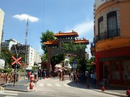 Confirmaron el procesamiento a una mujer que contrabandeó a 192 chinos