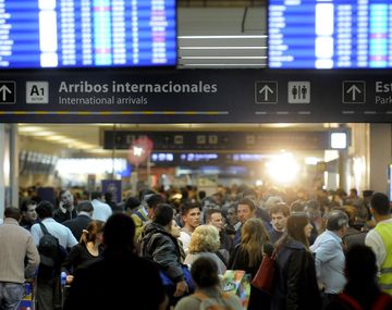 ¿Qué tenés que hacer si debías volar hoy y no pudiste por el paro?