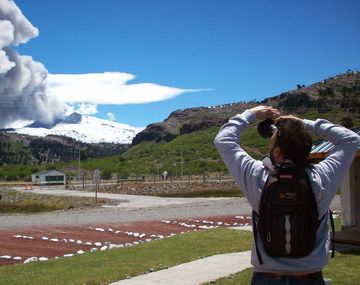 Volcán Copahue: en Chile lanzan alerta naranja