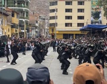 Policías en Perú se hicieron viral por una coreo de Ke Personajes