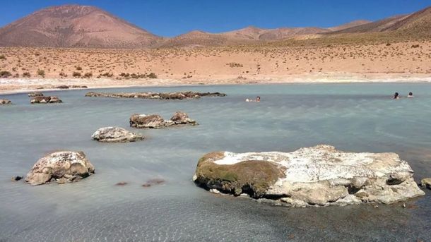 Las Termas de Polloquere ofrecen pozos de agua que alcanzan los 60°C. Las Termas de Polloquere ofrecen pozos de agua que alcanzan los 60°C.