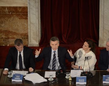 Macri le puso fecha y hora a la apertura