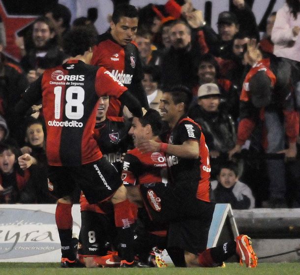 Newells recibe a Argentinos y quiere volver a la punta