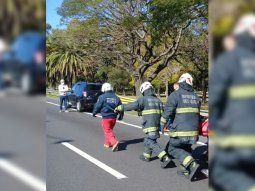 Choque múltiple y vuelco en Lugones: al menos tres heridos