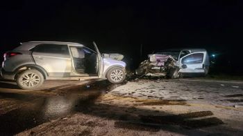 Así quedó el vehículo del senador Adrián Peña tras el impacto frontal en la ruta 36 en Canelones. Así quedó el vehículo del senador Adrián Peña tras el impacto frontal en la ruta 36 en Canelones.