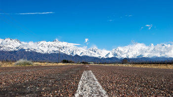 El pueblo ideal para los amantes del vino de muy buena calidad. El pueblo ideal para los amantes del vino de muy buena calidad.