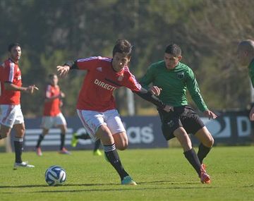 Estudiantes goleó a Nueva Chicago en un amistoso de pretemporada
