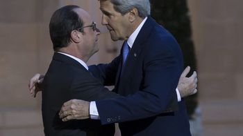 kerry se reunio con hollande kerry se reunio con hollande