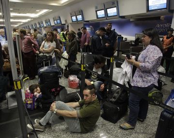 Los pasajeros, varados en Aeroparque