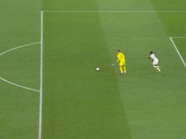 El blooper del arquero de Portugal que casi termina en el empate de Ghana