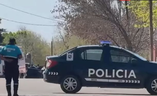 Situación controlada: la adolescente atrincherada en una escuela de Mendoza entregó el arma