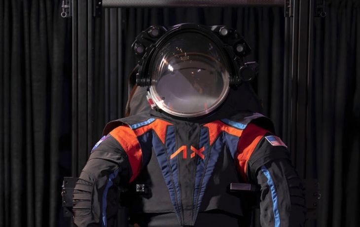 La NASA dio a conocer el nuevo traje que viajará a la Luna