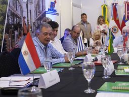 El ministro de Ganadería, Agricultura y Pesca destacó la sintonía política con Argentina para negociar por el Mercosur. El ministro de Ganadería, Agricultura y Pesca destacó la sintonía política con Argentina para negociar por el Mercosur.