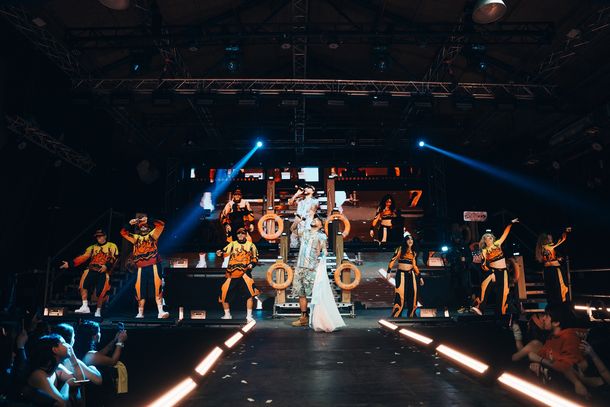 Ryan Castro debutó en Buenos Aires con una noche explosiva de reggaetón, invitados y hits globales