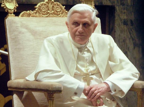 Benedicto XVI murió a los 95 años