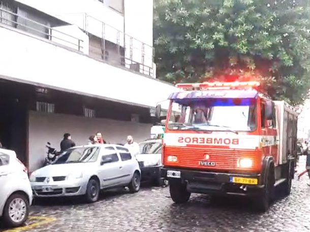 Incendio fatal en San Telmo: un muerto y cuatro intoxicados