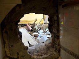 Golpe boquetero a una joyería en Boedo. Gentileza: diario Crónica