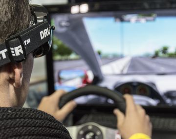 Morón usa simuladores para alertar del peligro del alcohol al volante