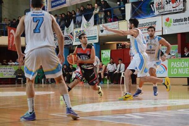 Botellazos, escupitajos e insulto: así terminó un partido de basquet del TNA