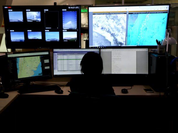 Motosierra: en medio de alertas por frío polar, no funciona el Servicio Meteorológico Nacional