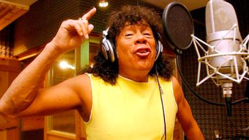 El temor de la Mona Jiménez. El temor de la Mona Jiménez.