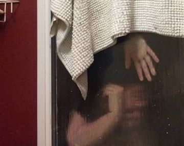 Fue a hacer caca en la primera cita y salió todo mal