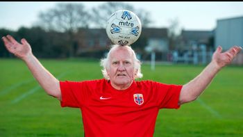 Dickie Borthwick quiere volver a jugar al fútbol Dickie Borthwick quiere volver a jugar al fútbol