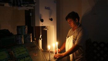 casi 120 mil usuarios siguen sin luz en el area metropolitana casi 120 mil usuarios siguen sin luz en el area metropolitana