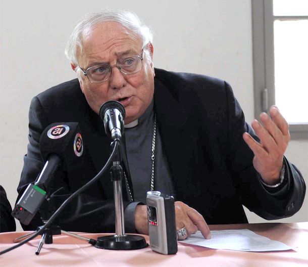 Necesitamos deponer actitudes que comprometen la paz