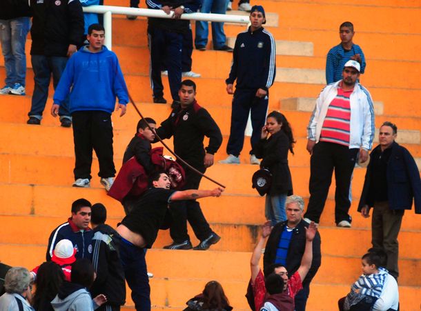 El Torneo Inicial comenzaría sin público visitante en Provincia