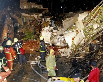 Francisco mandó sus condolencias a las víctimas del avión en Taiwán