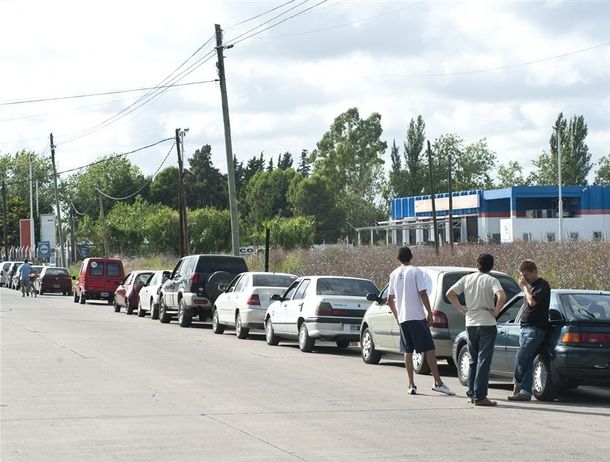 Se registran largas filas para tramitar la VTV en la Provincia