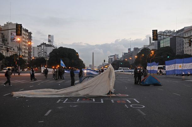 Soldados-9-de-julio-campamentos