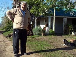 El hijo de Mujica: pidió ser adoptado, se desnudó y terminó internado
