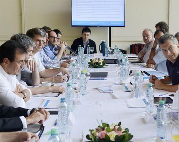 Macri, en una reunión con sus ministros