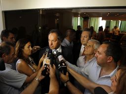 scioli confia en que el paro se pueda evitar por conversaciones que estan en marcha scioli confia en que el paro se pueda evitar por conversaciones que estan en marcha