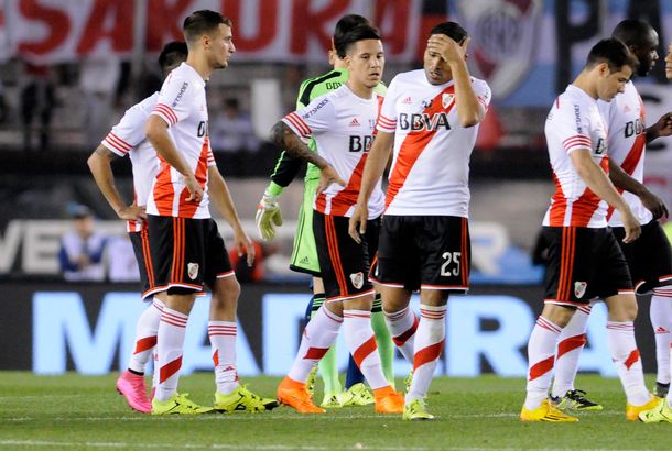 ¿Se despide en Formosa? Mercado, el defensor que quiere Sampaoli para el Sevilla