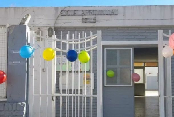 Bahía Blanca: alumno de 12 años atacó a su maestra y le fracturó la mandíbula