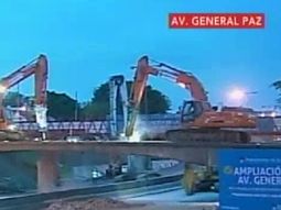 VIDEO: así demuelen un puente de la General Paz construido en 1938