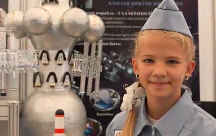Una nena de 13 años creó una máquina para hacer viajes interplanetarios