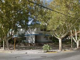 Durmió durante cuatro días con el cadáver de su padre muerto Durmió durante cuatro días con el cadáver de su padre muerto