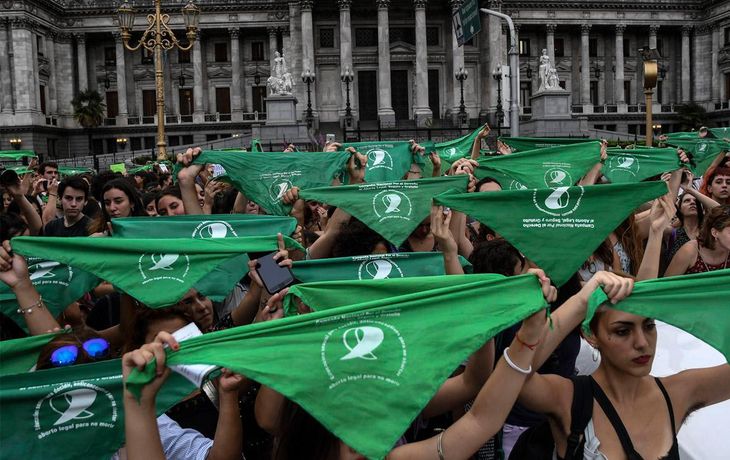 VIVO: El histórico debate por la despenalización del aborto en el Congreso