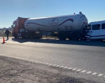 El accidente ocurrió a metros de un peaje en la autopista Rosario-Santa Fe