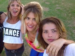 asnicar, la china, del cerro y accardi, en un dia de cabalgata asnicar, la china, del cerro y accardi, en un dia de cabalgata